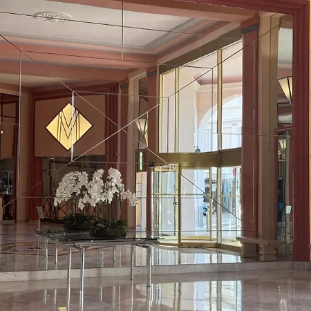 De Luxe Palais Miramar Appartement