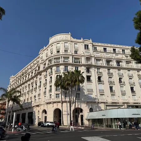 De Luxe Palais Miramar 公寓 *
